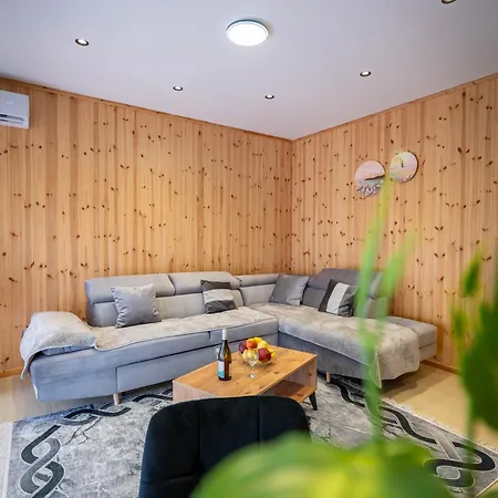 Savel House * Sarandë