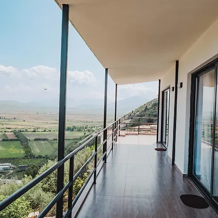 Savel House סרנדה