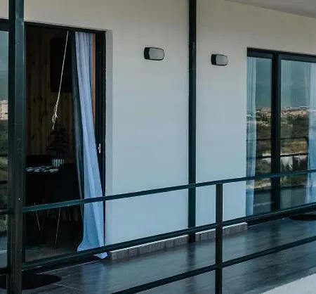Savel House * סרנדה